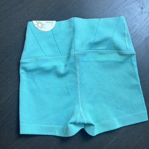 Aerie Offline Seamless Super Shortie - Picture 2 of 3